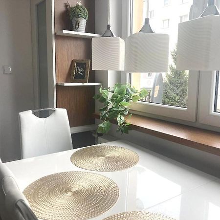 Apartament Tuz Za Rogiem Zamku Мальборк Екстер'єр фото
